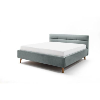Pat matrimonial 180x200 cm albastru deschis tapițat cu spațiu de depozitare cu somieră Lotte – Meise Möbel