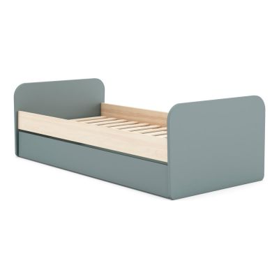 Pat pentru copii în culoare naturală/verde prăfuit cu extensie suplimentară cu aspect de lemn de pin cu spațiu de depozitare cu somieră 90x200 cm Esteban – Marckeric