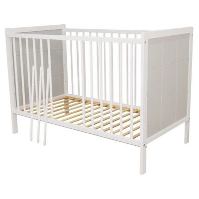 Patut din lemn 120 x 60 cm multifunctional cu laterala detasabila si somiera reglabila pe 3 nivele de inaltime Nichiduta Cezar Alb