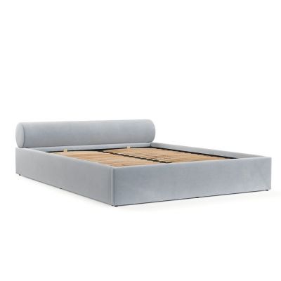 Pat matrimonial gri deschis tapițat cu spațiu de depozitare cu somieră 160x200 cm Solvo – Maison de Rêve