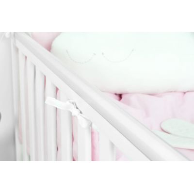 Set Patut din lemn 120x60 cm cu somiera reglabila pe 3 nivele de inaltime Nichiduta Matei Alb + Saltea cu husa detasabila din microfibra 12 cm grosime Nichiduta Cocos Comfort +