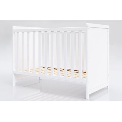 Set Patut din lemn 120x60 cm Nichiduta Lilia White cu margini rotunjite si somiera reglabila + Saltea cu husa detasabila din microfibra 10 cm grosime Nichiduta Cocos Comfort +