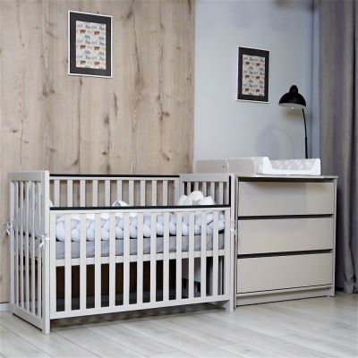 Patut din lemn masiv de fag Veres LD13 pentru copii 0-4 ani, 12060 cm, inaltimea saltelei reglabila, laterala detasabila si cu sina pentru dentitie Cashmere